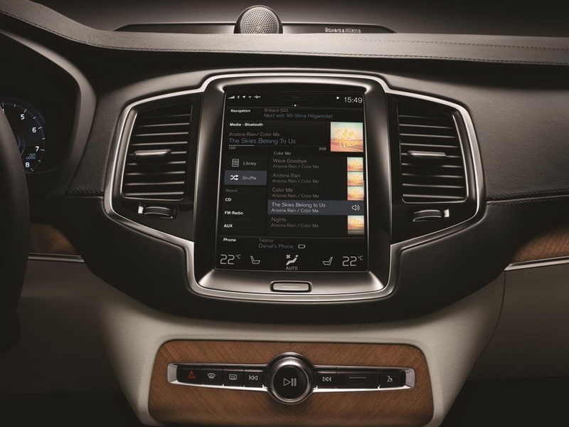 Volvo продолжает раскрывать новый XC90 - ФОТО