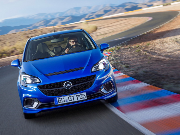 Компания Opel рассекретила новый Corsa OPC - ФОТОСЕССИЯ