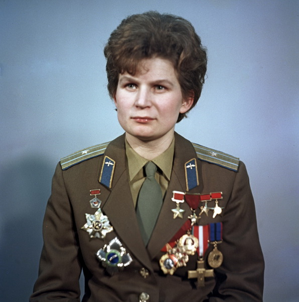 Валентина Терешкова — первая в мире женщина-космонавт - ФОТОСЕССИЯ