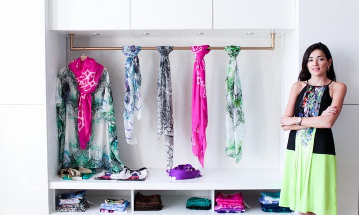Примите участие в благотворительном проекте Art Scarves by Menzer Hajiyeva при поддержке Day.Az "Рука помощи" - ФОТО