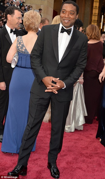 Лучшие образы с красной дорожки "Оскара" - ФОТО