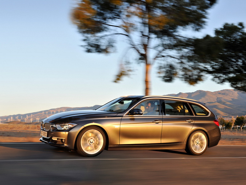 BMW представил универсал 3 Series и трехдверную "единичку" - ФОТОСЕССИЯ