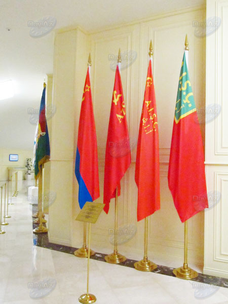 Новый символ Баку: Площадь государственного флага - ФОТОСЕССИЯ
