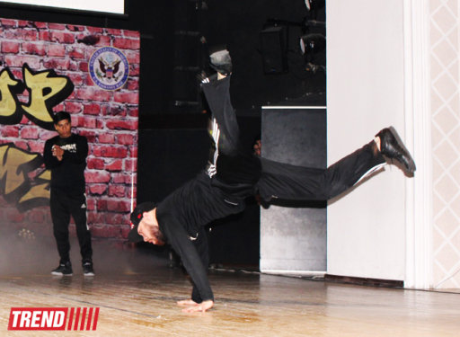 В Баку гастролирует хип-хоп-группа "Soul Street Dance Co." – ФОТО