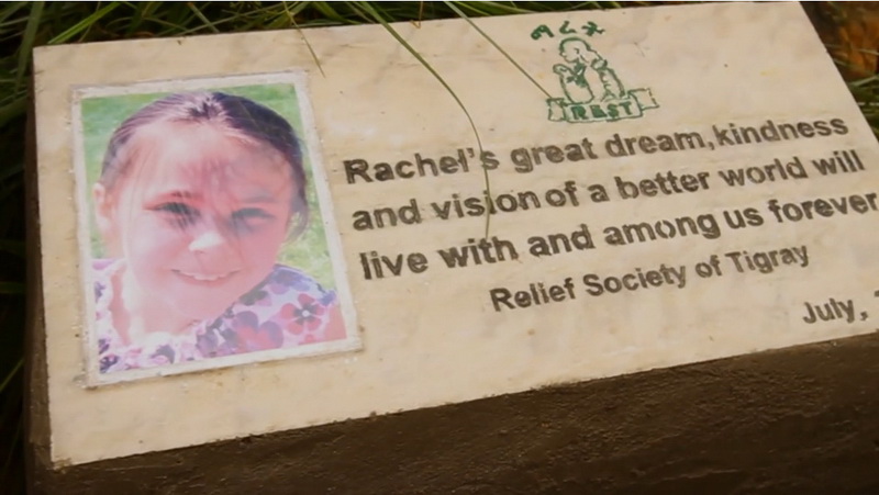 Смерть 9-летней девочки спасла 60 000 жизней - ФОТО