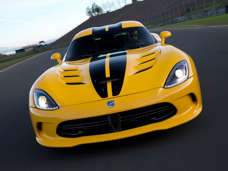 Chrysler остановит выпуск SRT Viper на 2 месяца - ФОТО