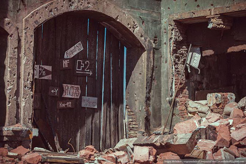 Декорации кварталов разрушенного Сталинграда - ФОТОСЕССИЯ