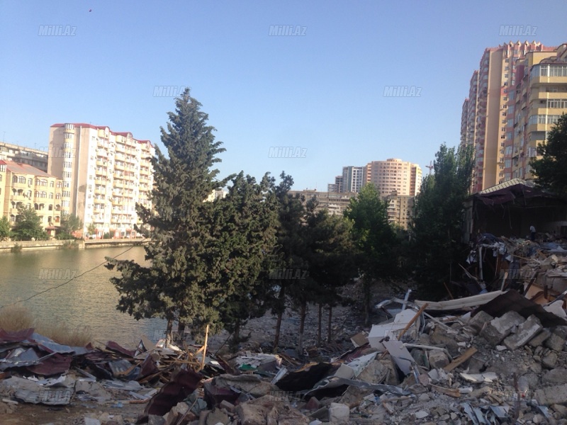 Bakının qeyri-adi restoranı yerlə yeksan oldu - FOTO