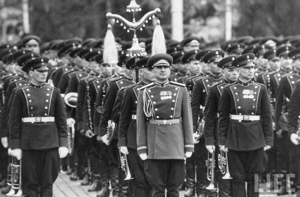 Майские празднования в Москве в 1958 году - ФОТОСЕССИЯ