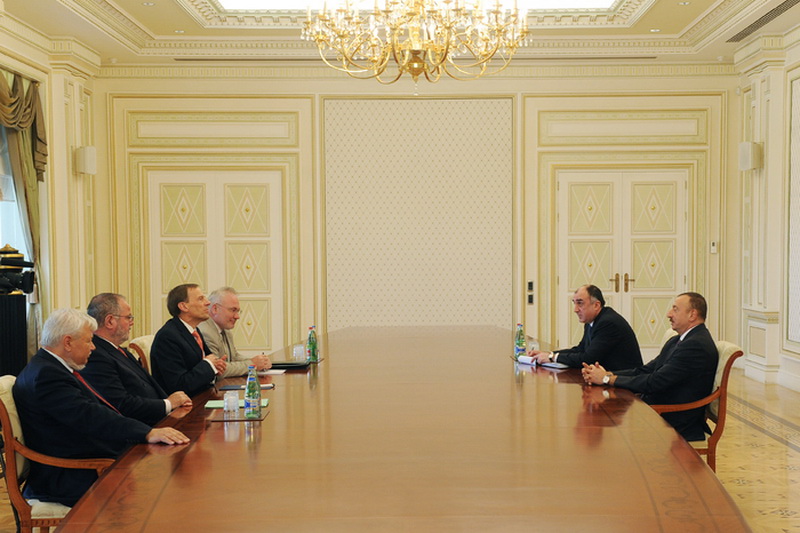 Президент Азербайджана провел ряд официальных встреч – ОБНОВЛЕНО – ФОТО