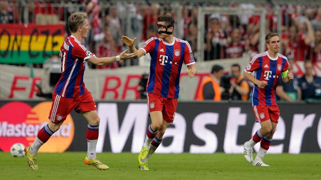 "Бавария" обыграла "Барсу", но распрощалась с ЛЧ - ОБНОВЛЕНО - ФОТО