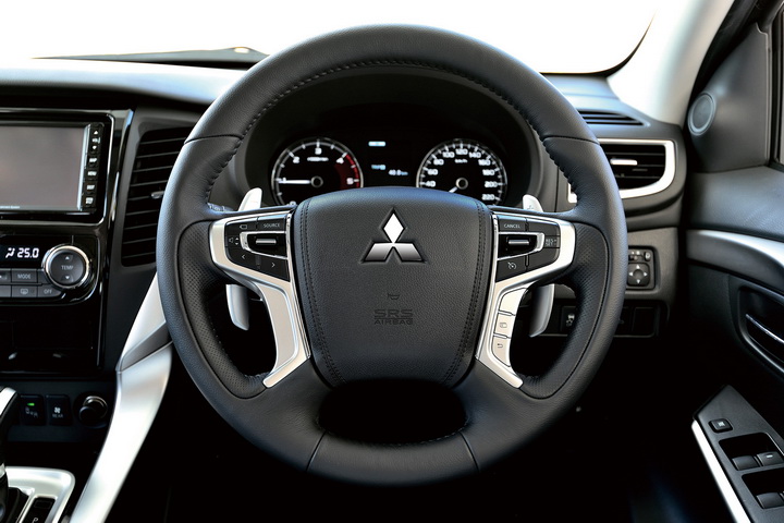 Новый Mitsubishi Pajero Sport представлен официально - ФОТОСЕССИЯ