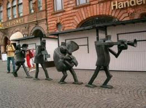 "Город искусств" готовится к "Евровидению 2013" - ФОТО