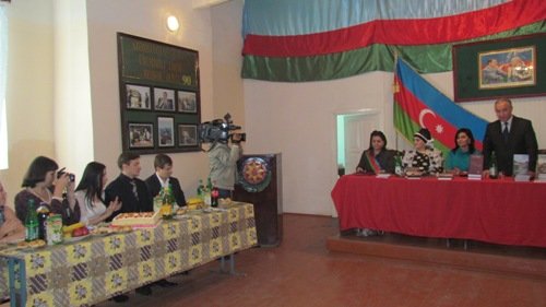 В Баку состоялась свадьба заключенного, отбывающего пожизненный срок - ОБНОВЛЕНО - ФОТО