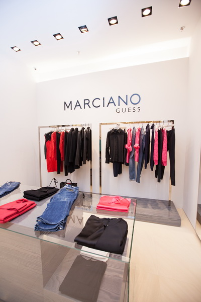 Бутик Guess Marciano переехал в Port Baku Mall - ФОТО