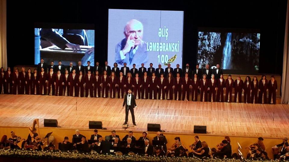 "Пока не запел, весь зал смеялся". Беседа с обладателем уникального голоса Ильхамом Назаровым – ФОТО