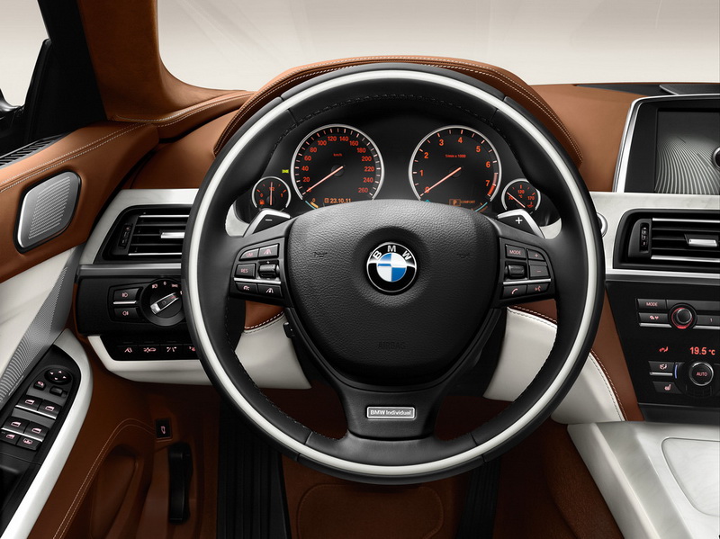 BMW показала в Женеве 4 премьеры - ФОТОСЕССИЯ