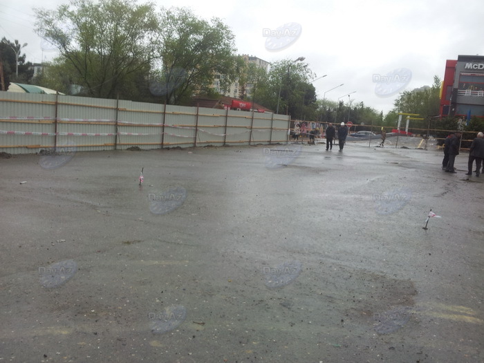 Закрыт основной вход на станцию метро "Мемар Аджеми" - ОБНОВЛЕНО - ФОТО