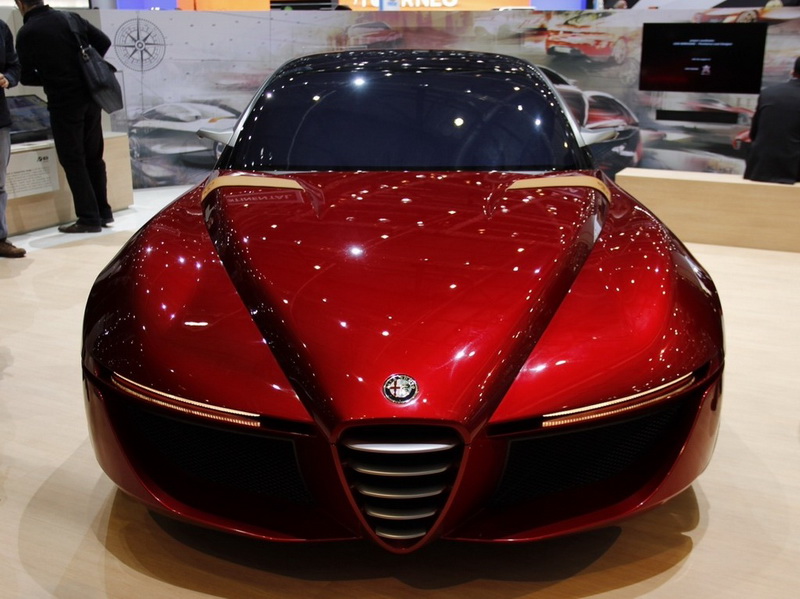 Alfa Romeo сэкономила на суперкаре, поручив его дизайн студентам - ФОТО