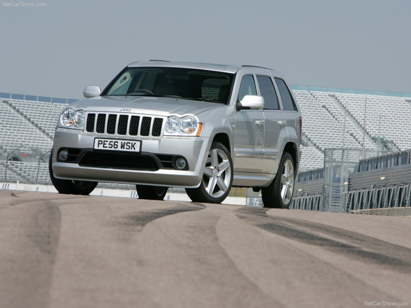 Jeep научит свои будущие гибриды преодолевать бездорожье - ФОТО