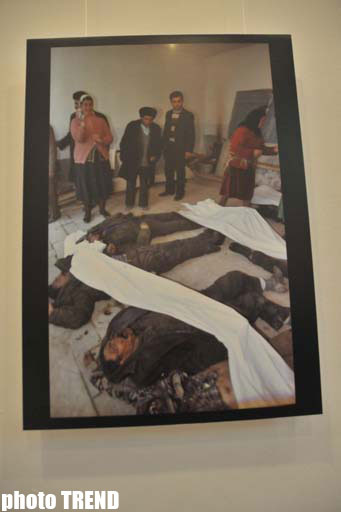 В Баку представлены работы французского фотографа о Ходжалинской трагедии - ОБНОВЛЕНО - ФОТО