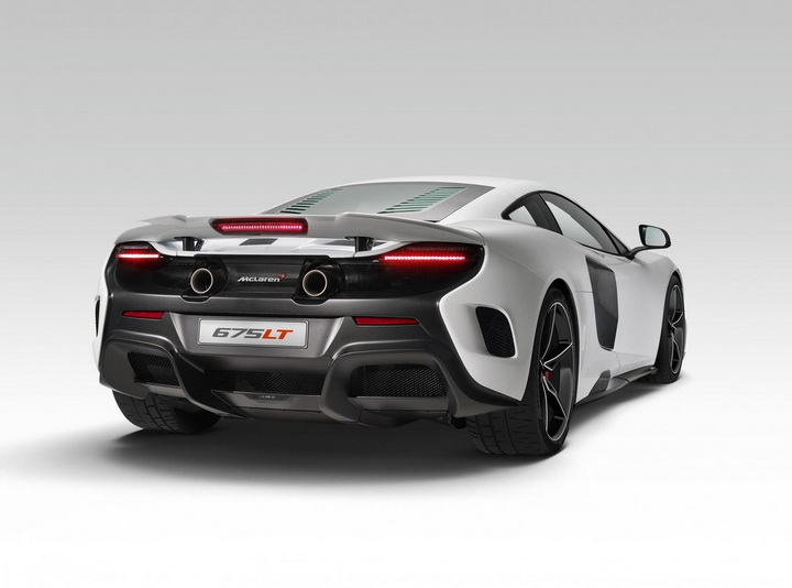 McLaren распродал весь тираж своего "заряженного" суперкара - ФОТО