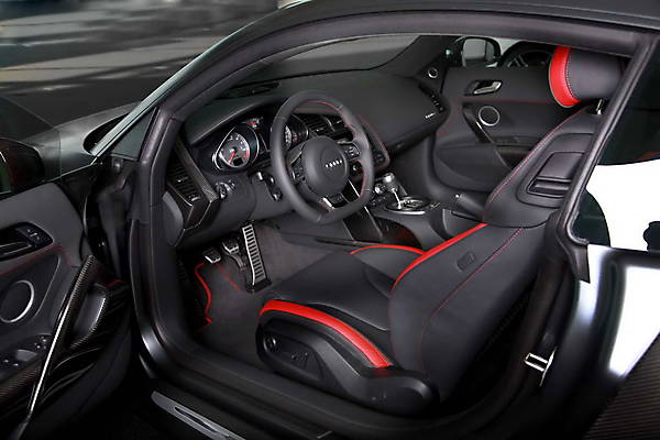Audi R8 Exclusive Selection Editions: две версии немецкого купе - ФОТО