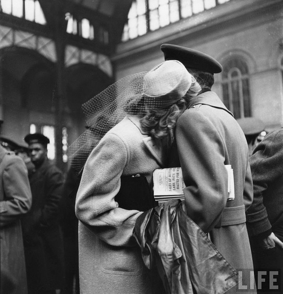 Прощание с возлюбленными. Пенсильванский вокзал. 1943 - ФОТОСЕССИЯ