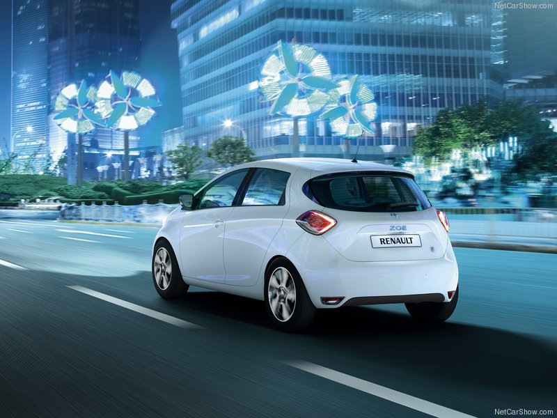 Renault презентовала новый серийный электрокар ZOE - ФОТОСЕССИЯ