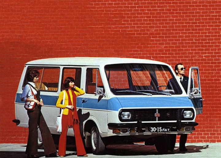 Самые популярные автомобили советских времен - ФОТОСЕССИЯ