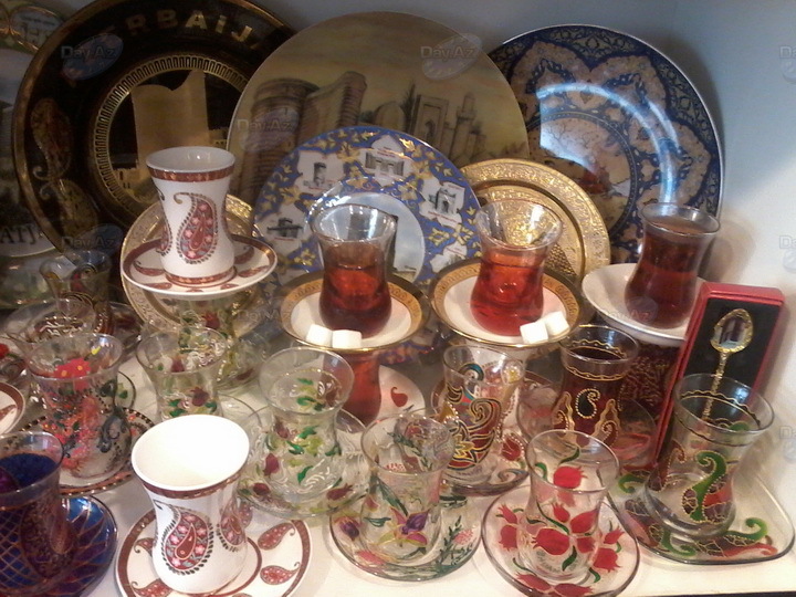 Что покупают в Баку иностранные туристы?