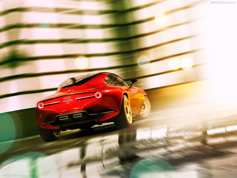 Alfa Romeo создала "летающую тарелку" - ФОТОСЕССИЯ