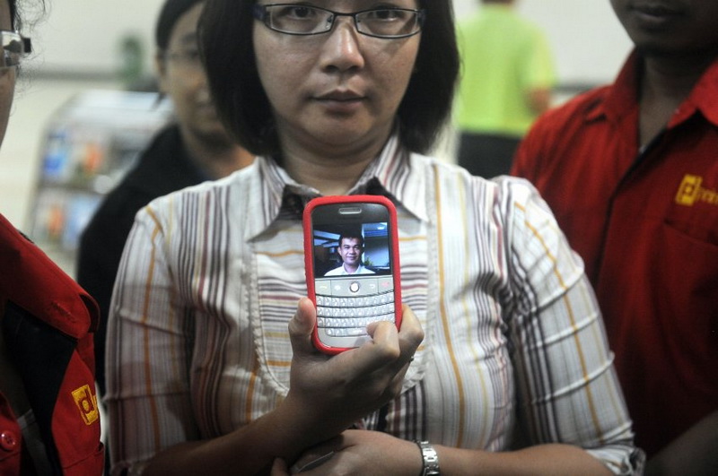 Первые кадры с места крушения российского самолета Superjet-100 - ОБНОВЛЕНО - ФОТО - ВИДЕО