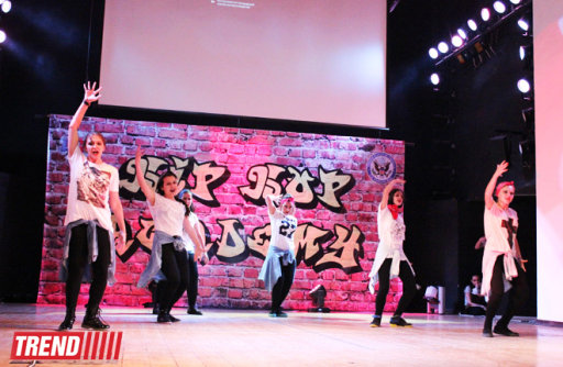 В Баку гастролирует хип-хоп-группа "Soul Street Dance Co." – ФОТО
