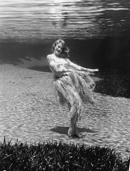 Фантастические ретро-фотографии со дна озера - ФОТОСЕССИЯ