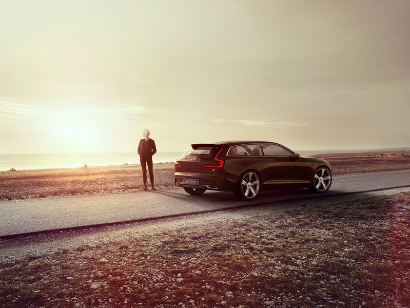 Volvo рассекретил концептуальный универсал для Женевы - ФОТО