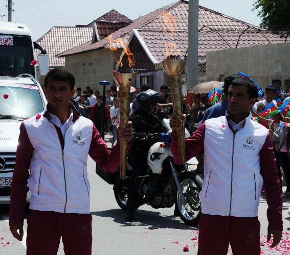 Факел Евроигр доставлен в Уджар - ФОТО