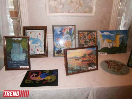 В Баку представили работы "солнечных детей" – ФОТО