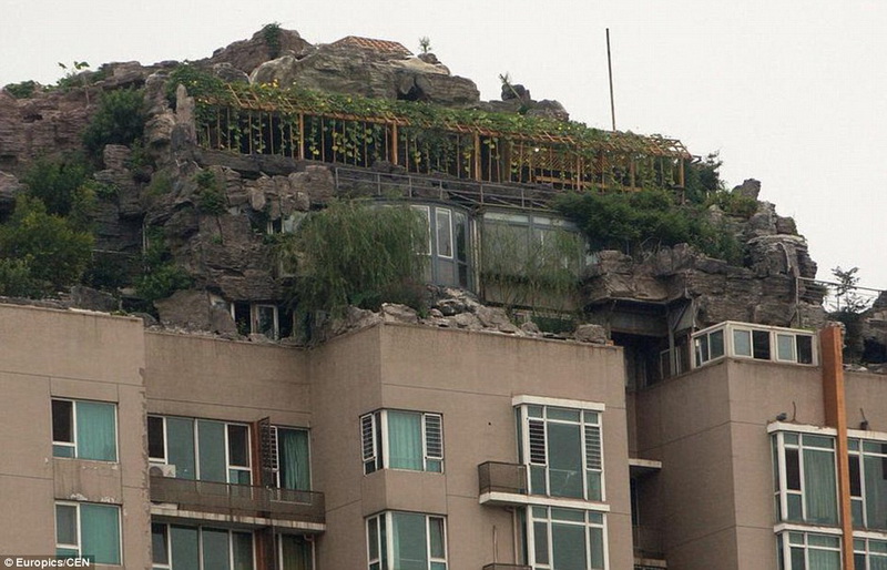 Горная вилла на вершине многоэтажки - ФОТО