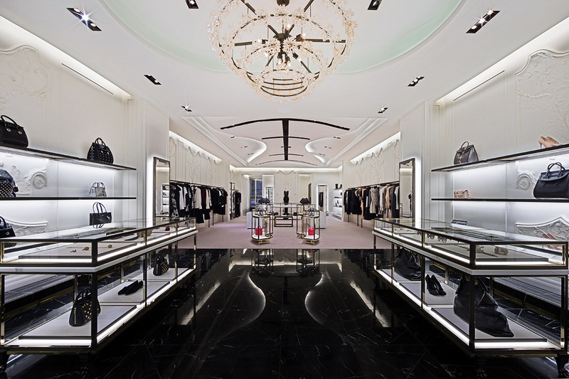 Бутик Alexander McQueen открылся в Port Baku Mall - ФОТО