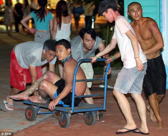 Мощный взрыв на Тайване: пострадали более 500 человек - ОБНОВЛЕНО - ФОТО - ВИДЕО