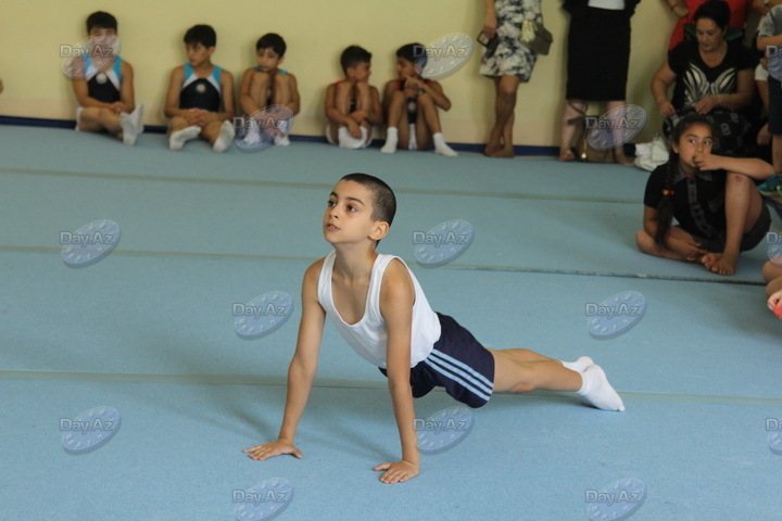 Будущие победители. Один день в Бакинской школе гимнастики - РЕПОРТАЖ - ФОТО