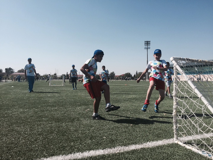 АФФА прививает детям интерес к спорту - ФОТО