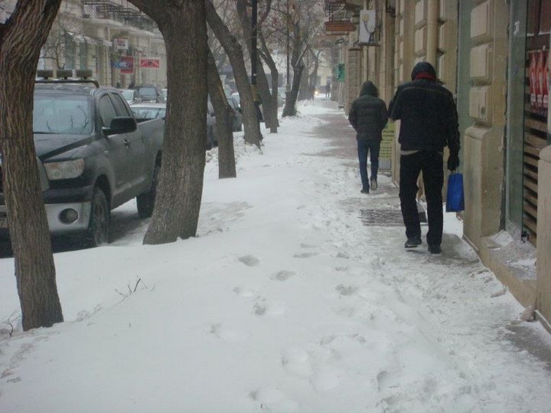 В Баку побит рекорд низкой температуры за 110 лет – ОБНОВЛЕНО - ФОТО