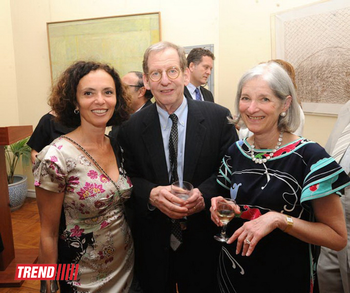 Наргиз Пашаевой вручен французский Орден Академических Пальм офицерской степени - ФОТО