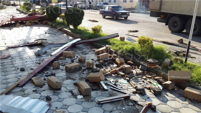 Külək iki rayonu viran elədi - YENİLƏNİB - FOTO