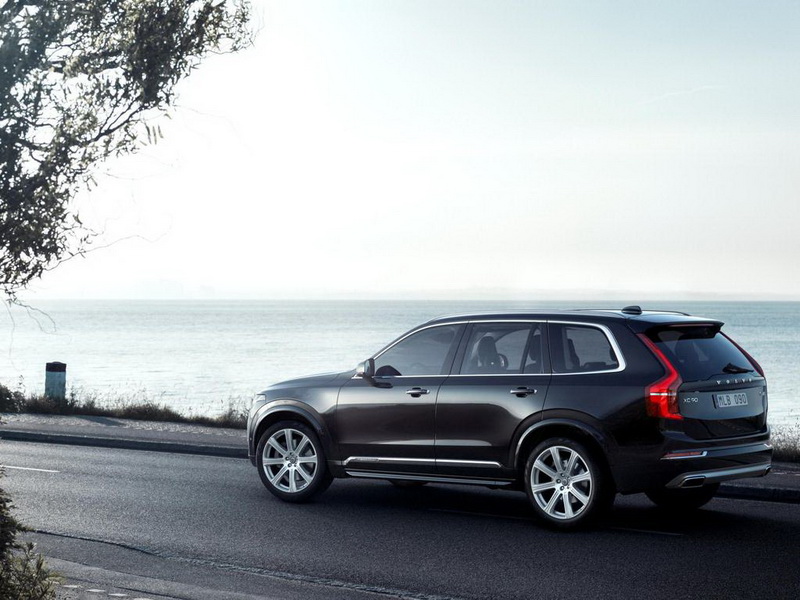 Volvo распродал первую партию нового XC90 за 47 часов - ФОТО
