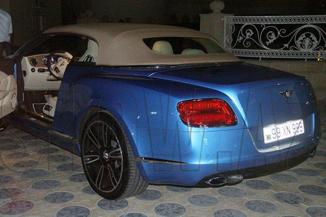 Azərbaycanlı müğənni özünə "Bentley" aldı - FOTOLAR