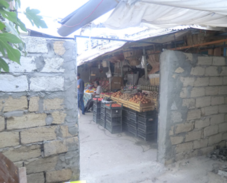 "Təzə bazar" iki hissəyə bölünüb - FOTO