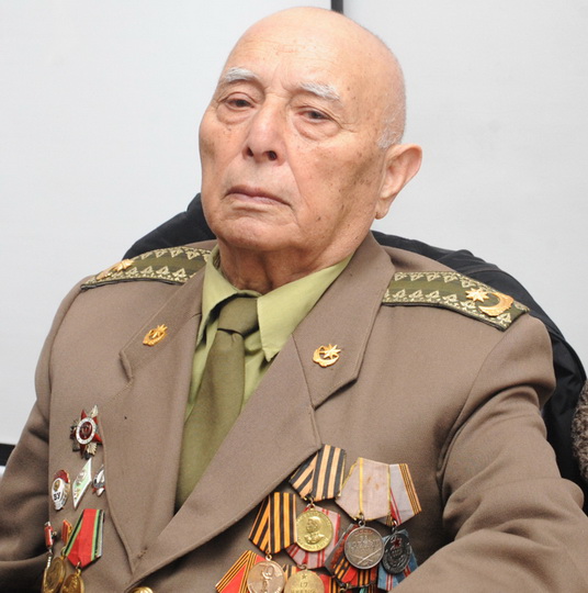 Арастун Мехтиев: Праздник Дня Победы наполнен особым смыслом для Азербайджана - ОБНОВЛЕНО - ФОТО